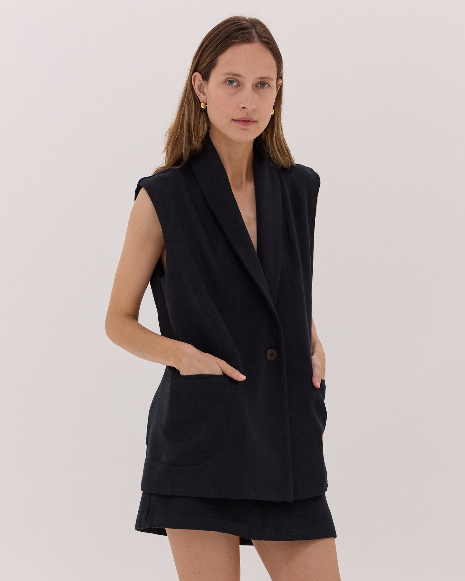 The Wool Tailored Vest | Black