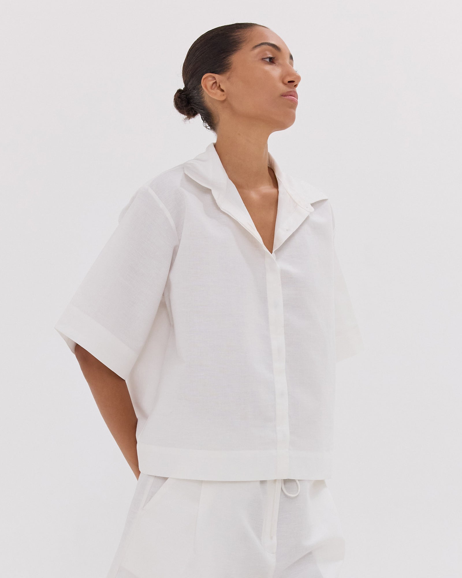 The Cropped Shirt | White