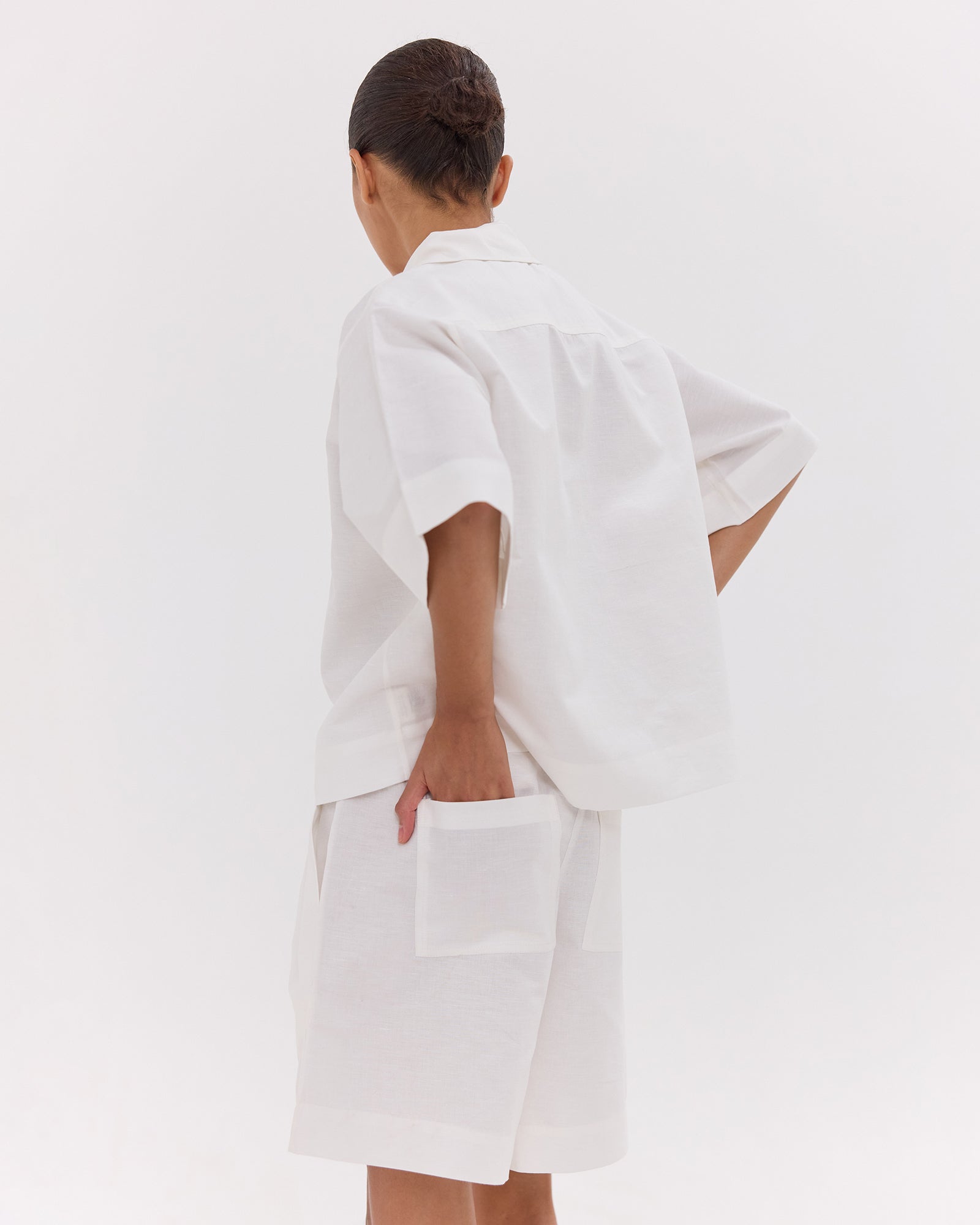 The Drawstring Shorts | White