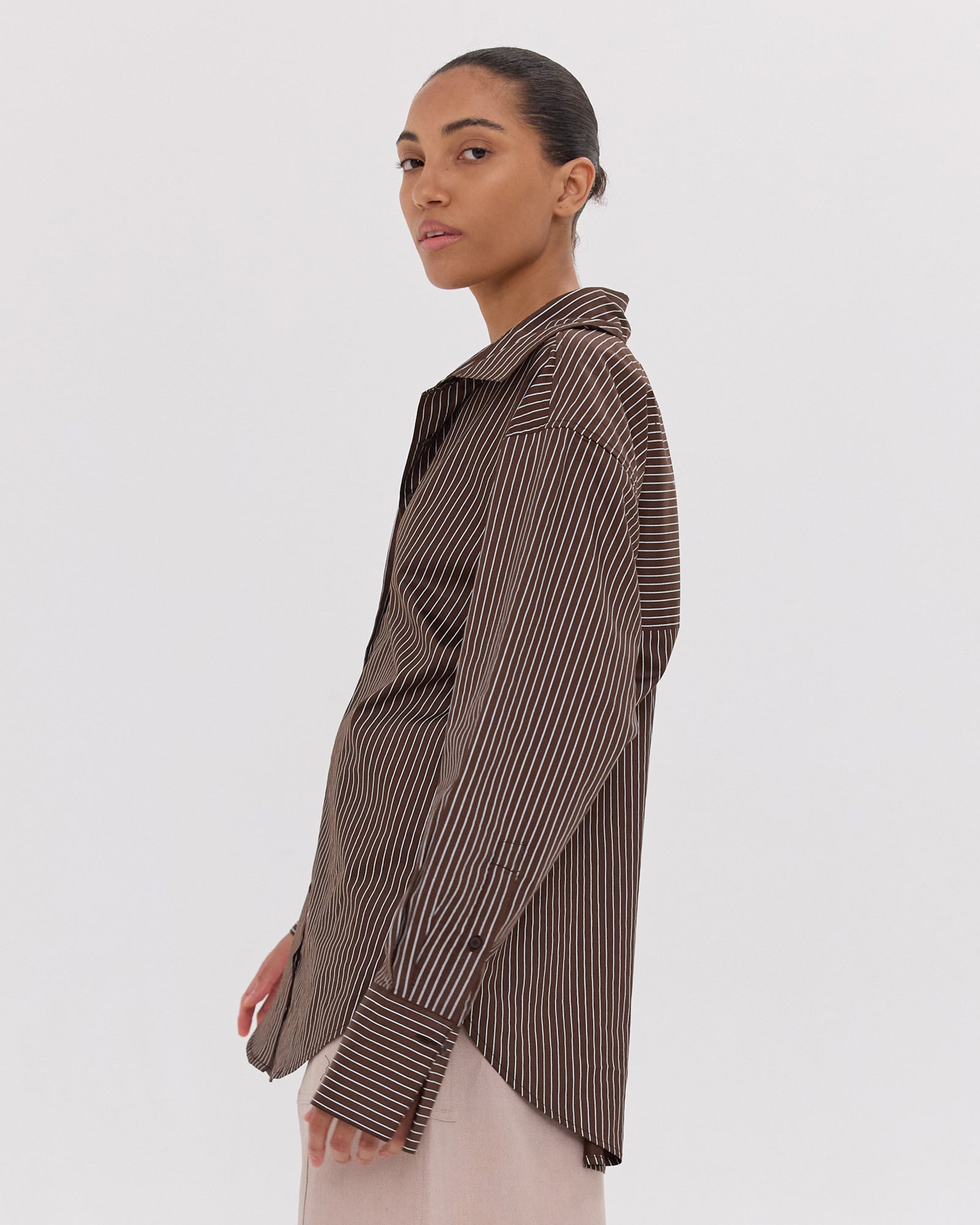 The Dropped Yoke Shirt | Brazil Nut & White