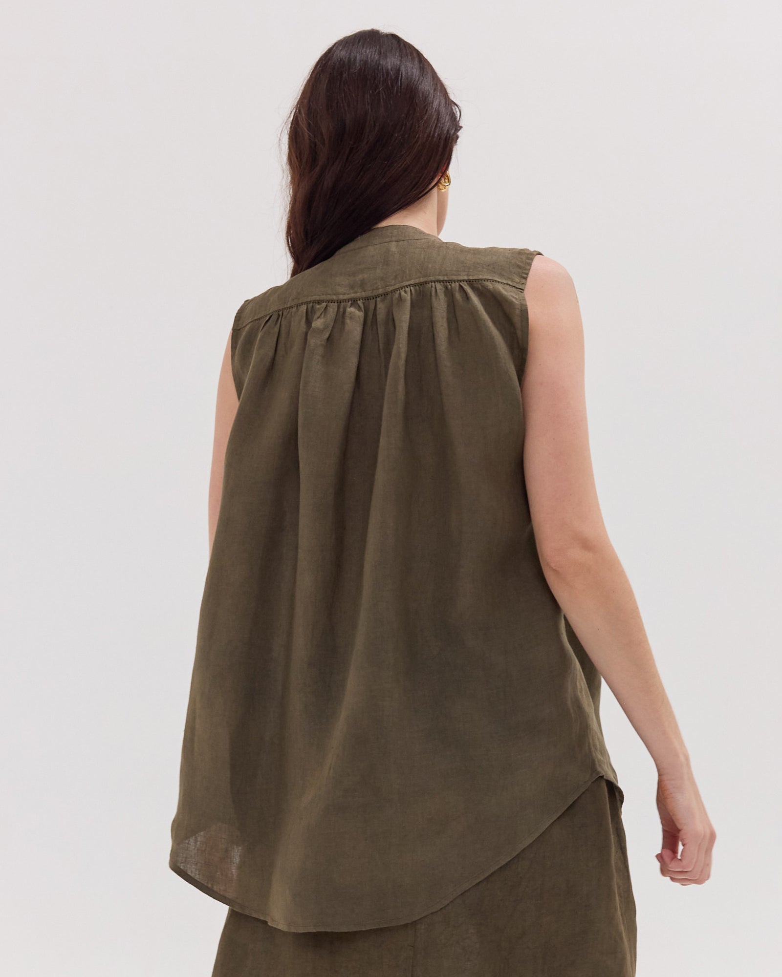 The Gathered Sleeveless Top | Olive