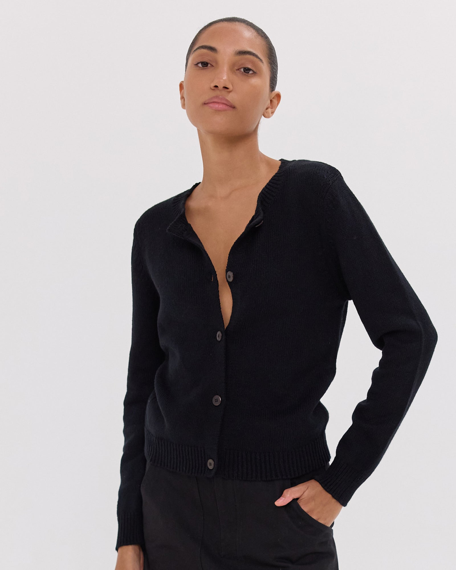The Vintage Cardigan | Black