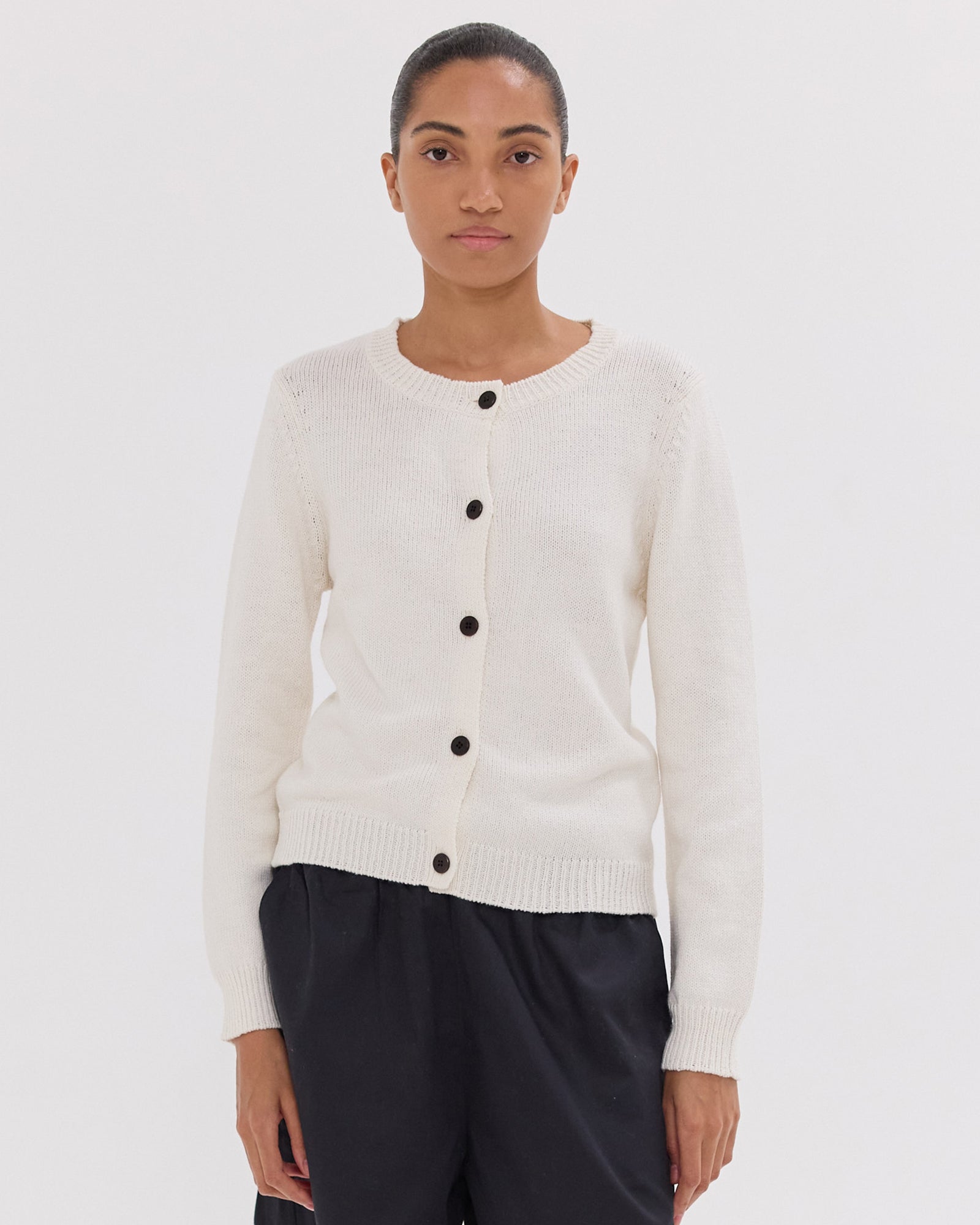 The Vintage Cardigan | White