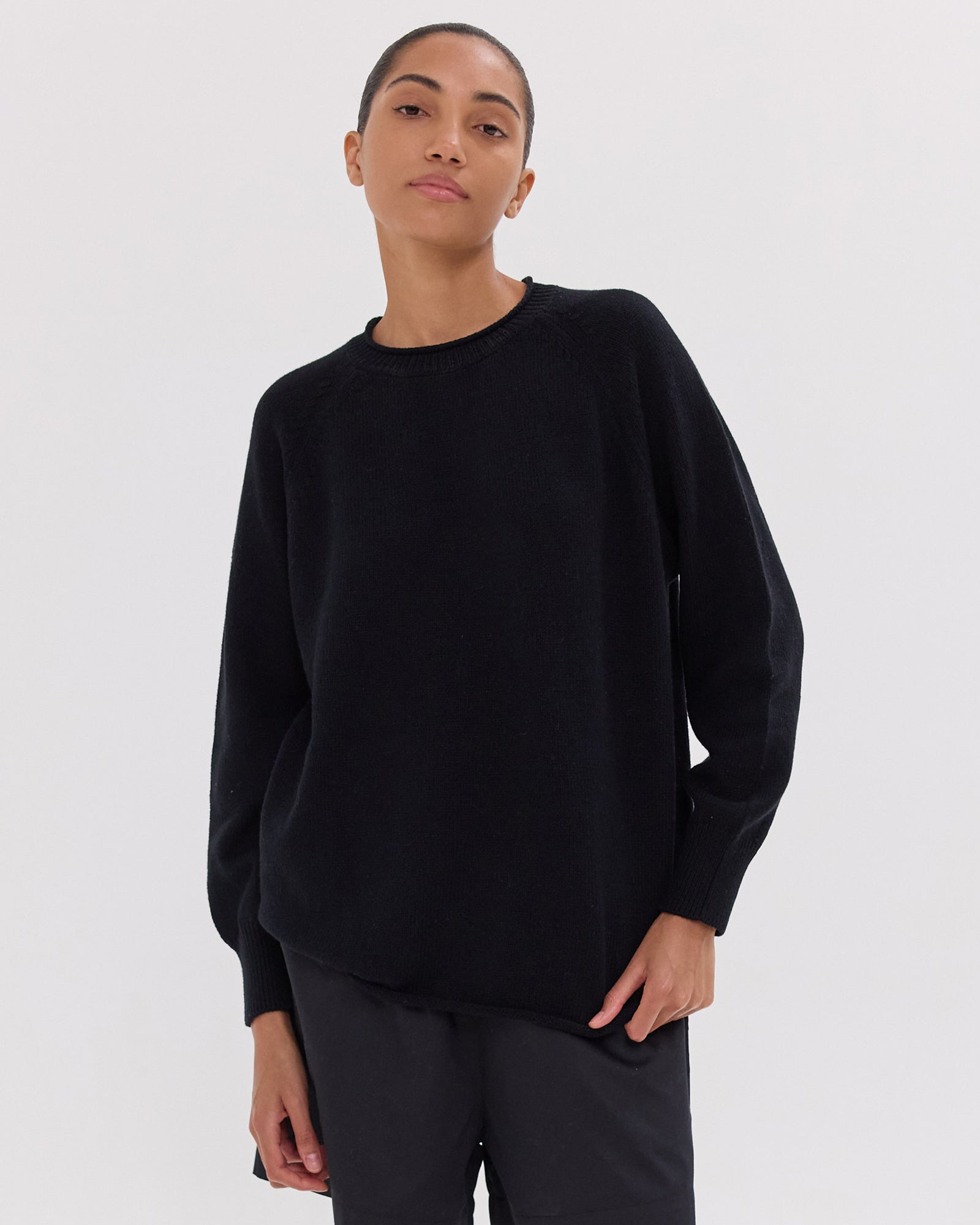 The Raglan Sweater | Black