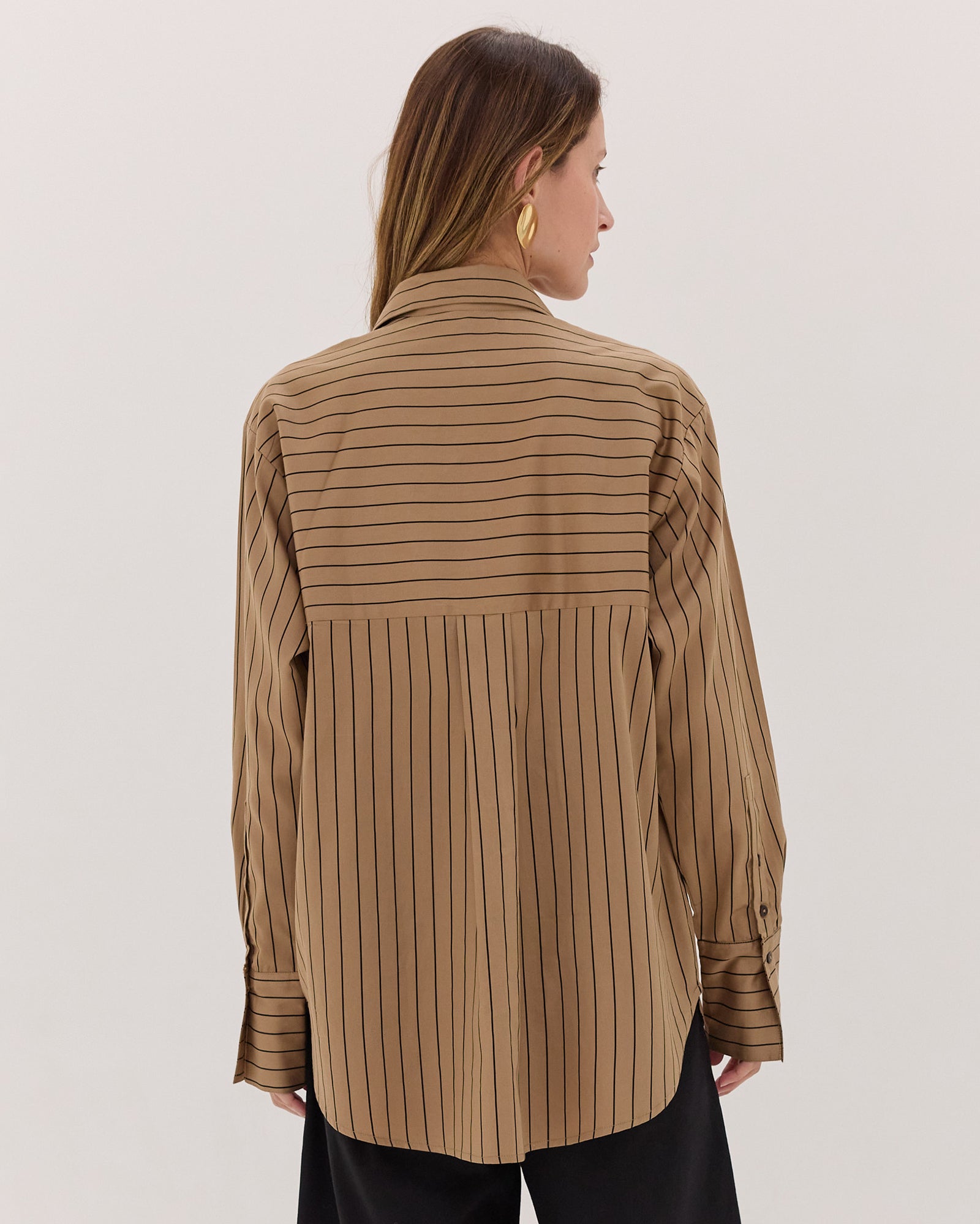 The Classic Shirt | Coffee & Black