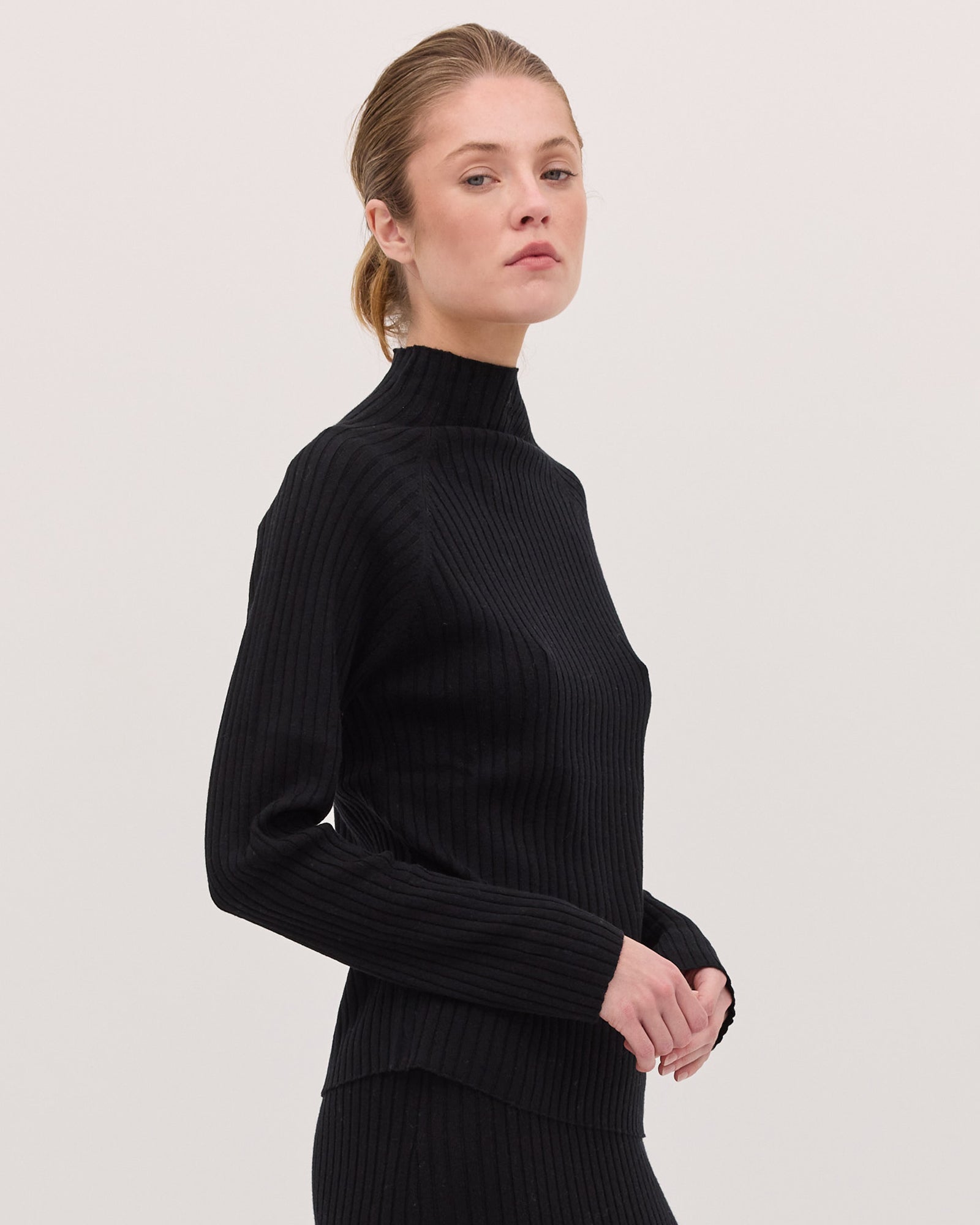 The Rib Knit Long Sleeve | Black