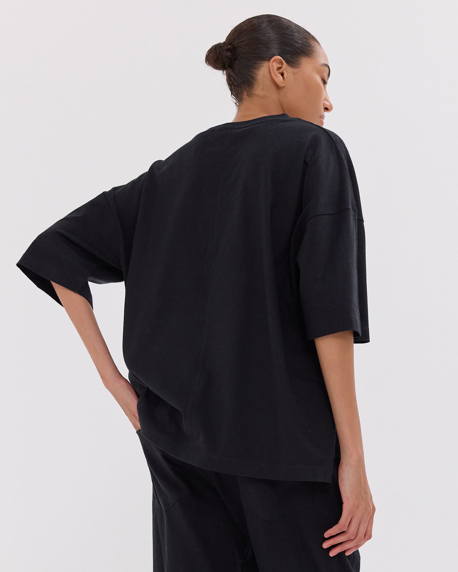 The Oversized Tee | Black