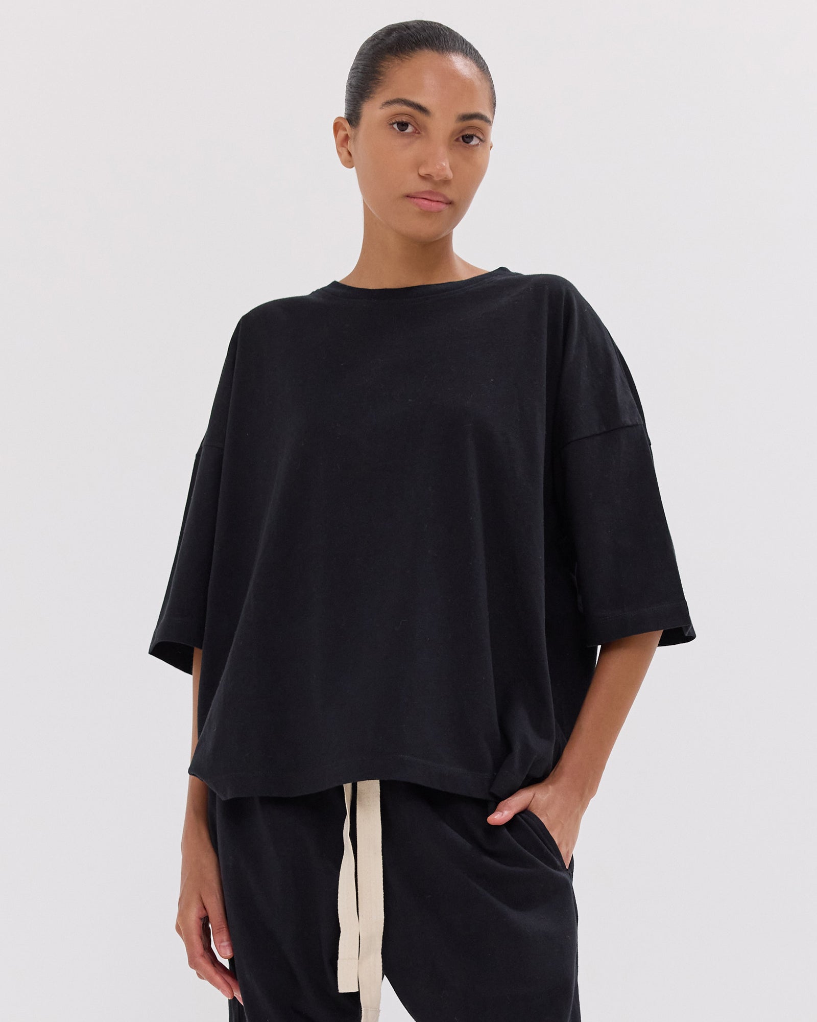 The Oversized Tee | Black