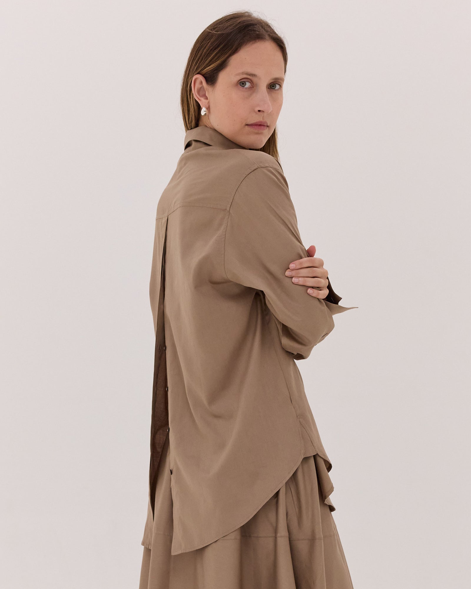 The Split Back Shirt | Praline