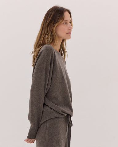 The Travel Crew Sweater | Squirrel