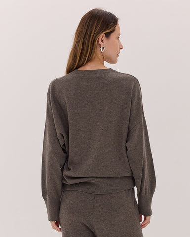 The Travel Crew Sweater | Squirrel
