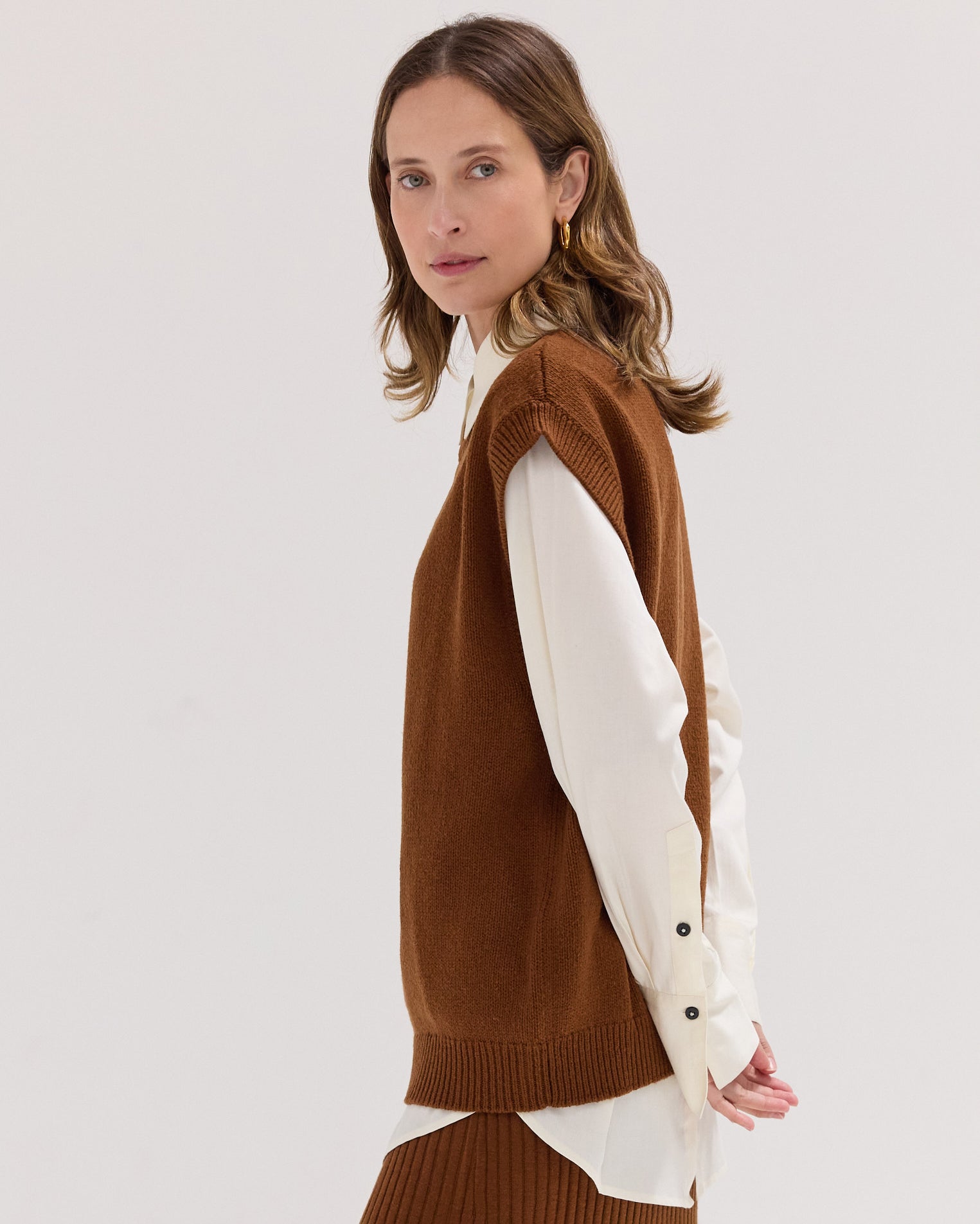 The Crew Neck Vest | Castagne