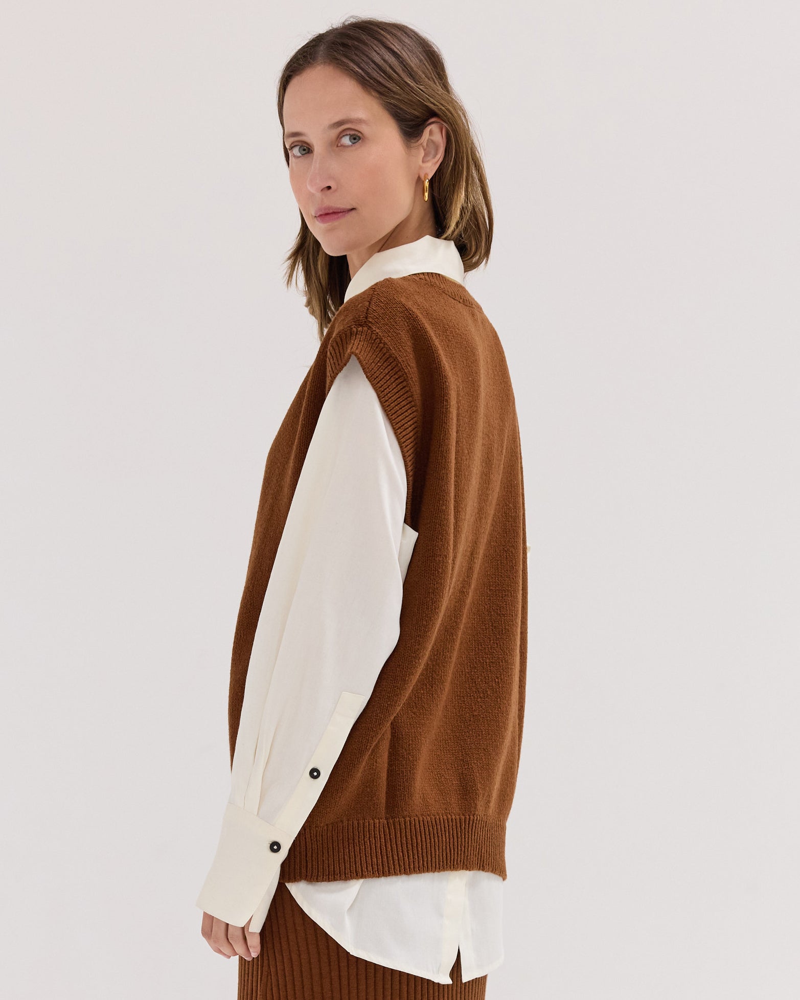 The Crew Neck Vest | Castagne