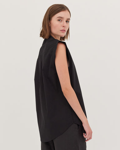 The Tailored Sleeveless Shirt | Black