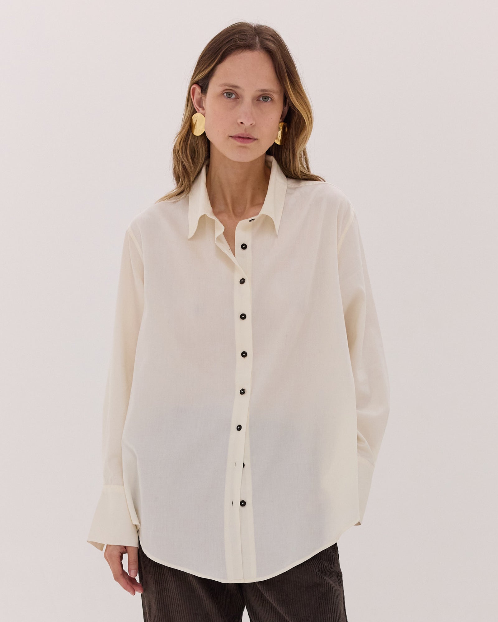 The Split Back Shirt | Vanilla