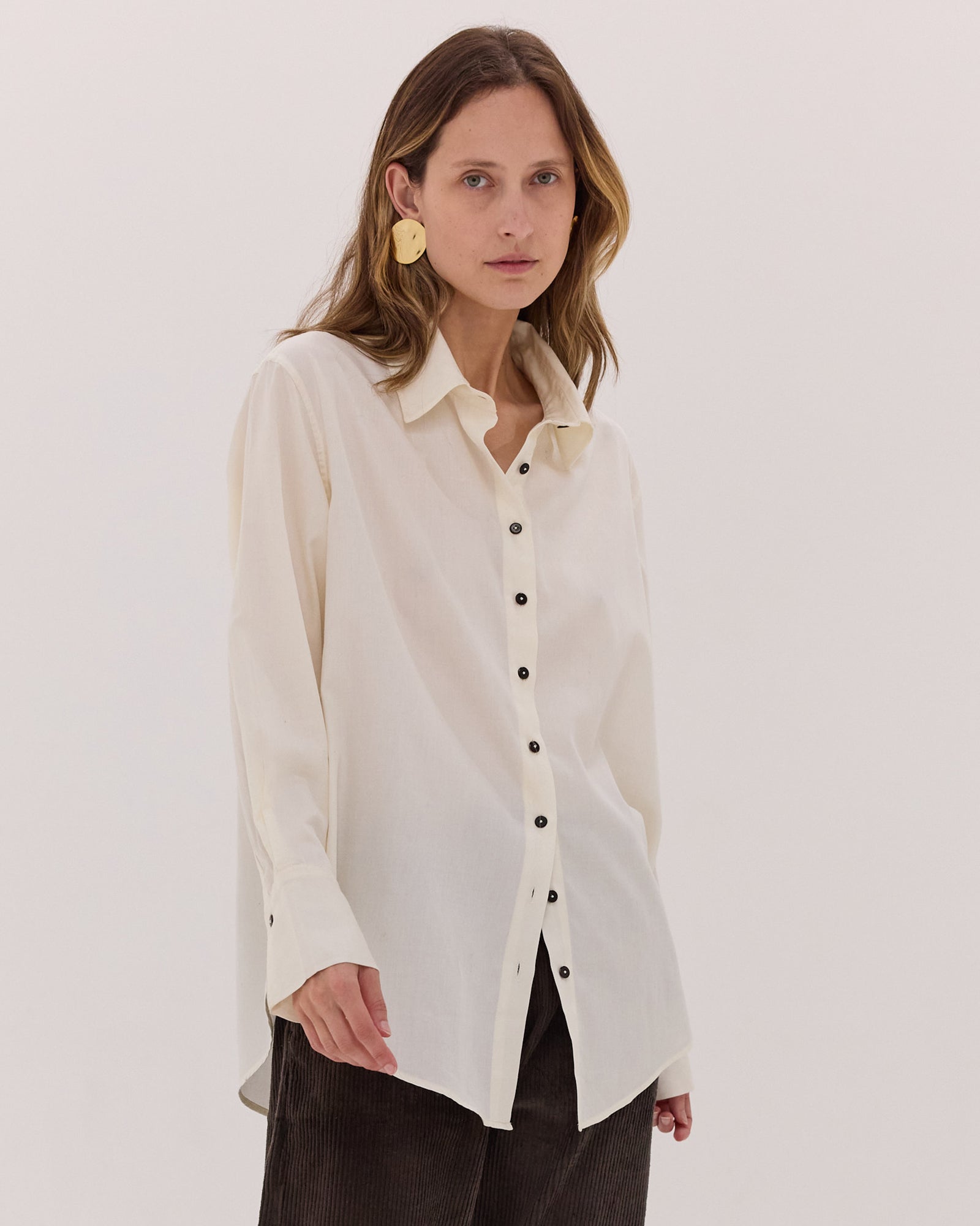 The Split Back Shirt | Vanilla
