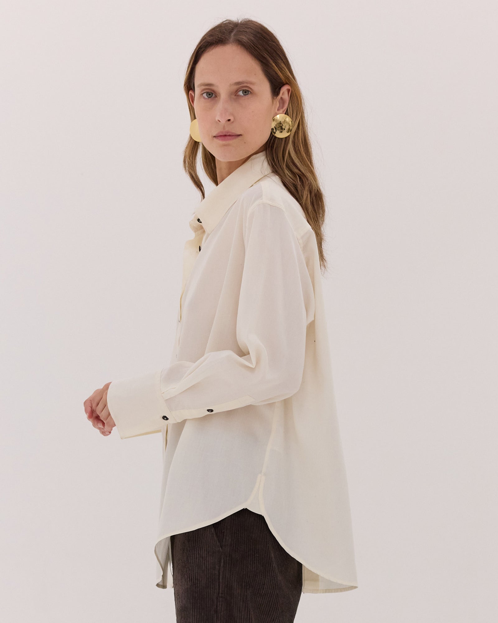 The Split Back Shirt | Vanilla