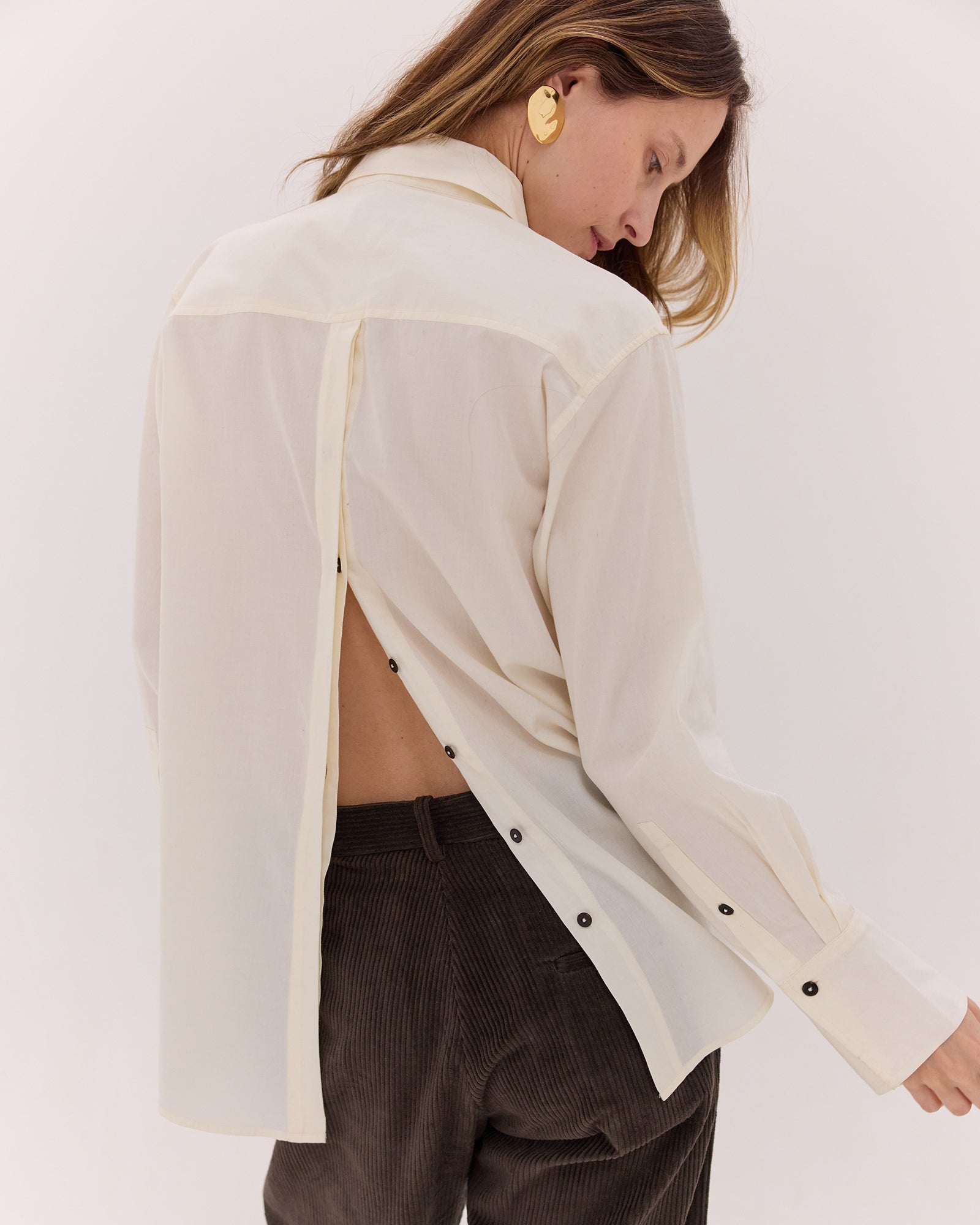 The Split Back Shirt | Vanilla