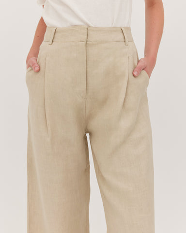 The Single Pleat Tailored Pant | Beige