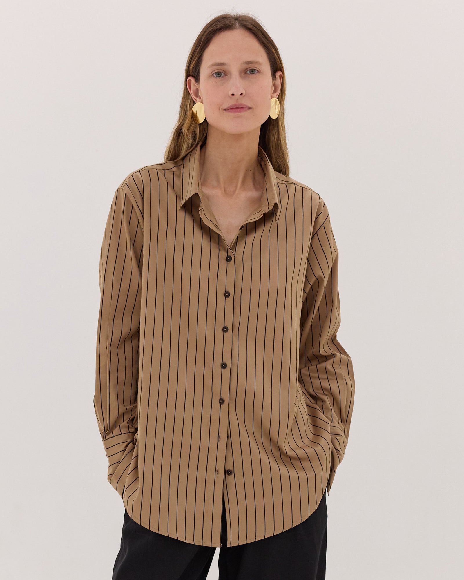 The Classic Shirt | Coffee & Black