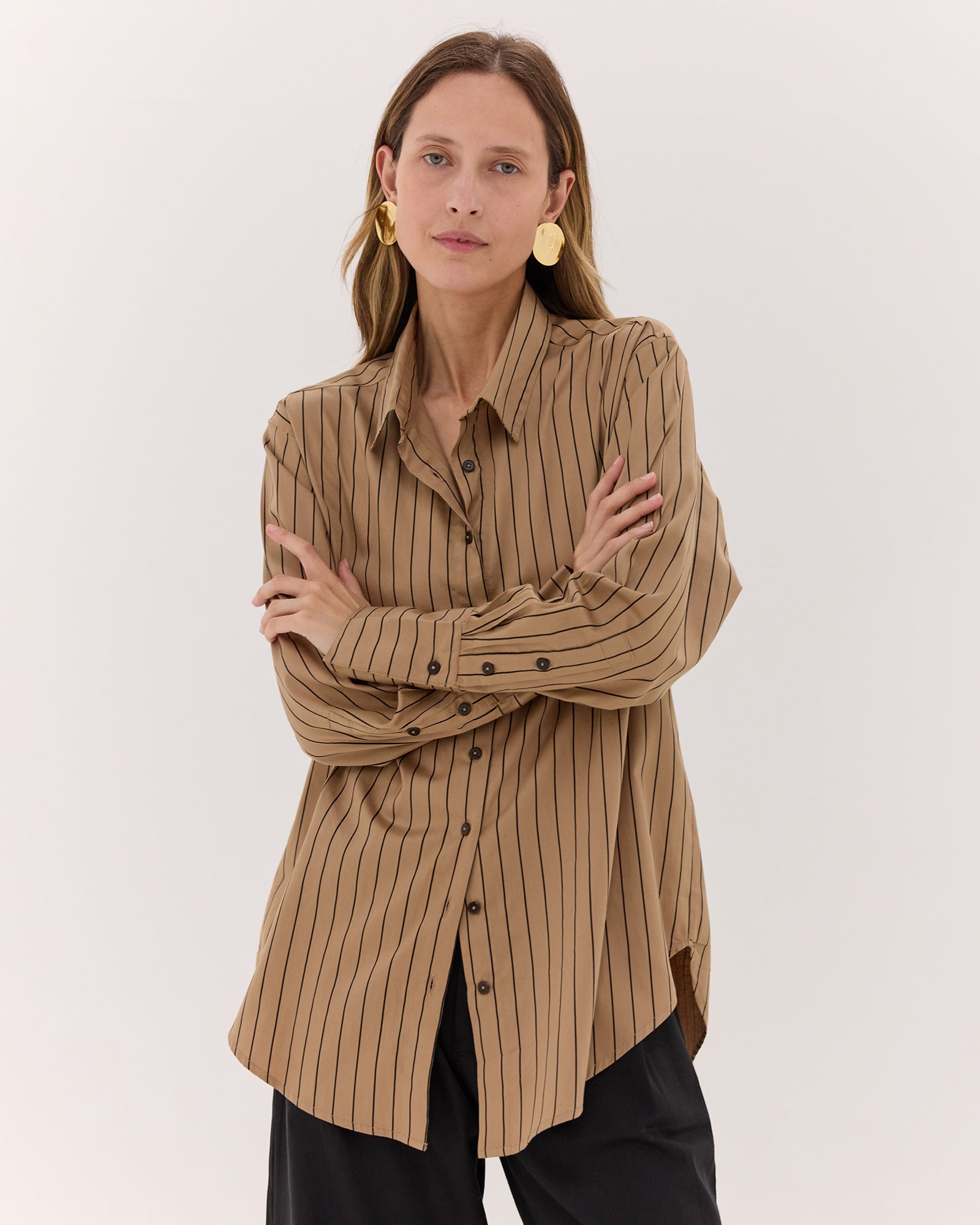 The Classic Shirt | Coffee & Black