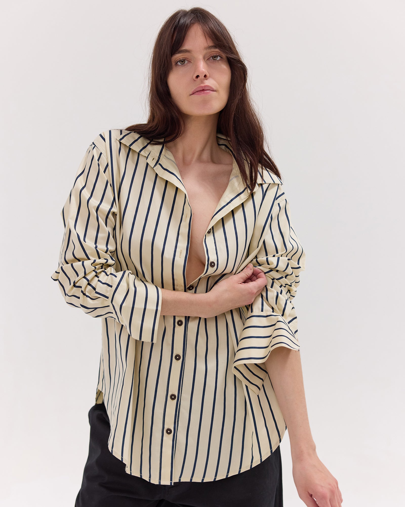 The Dropped Yoke Shirt | Cream & Navy