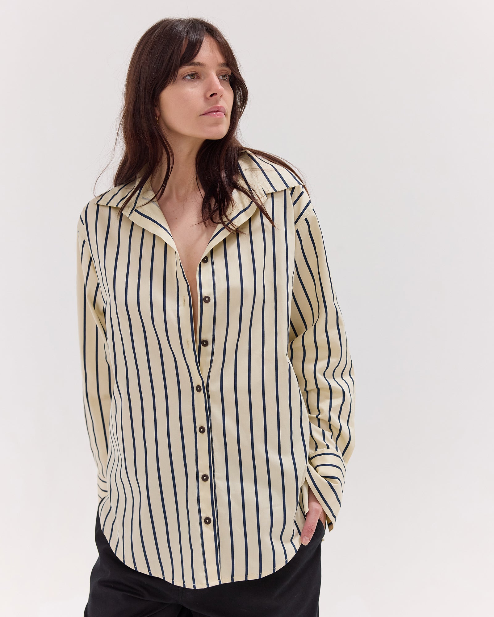 The Dropped Yoke Shirt | Cream & Navy