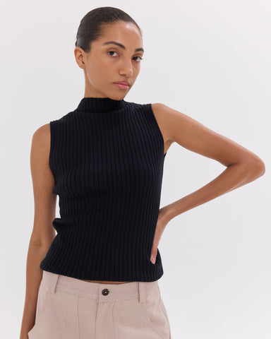 The Rib Funnel Neck Tank | Black