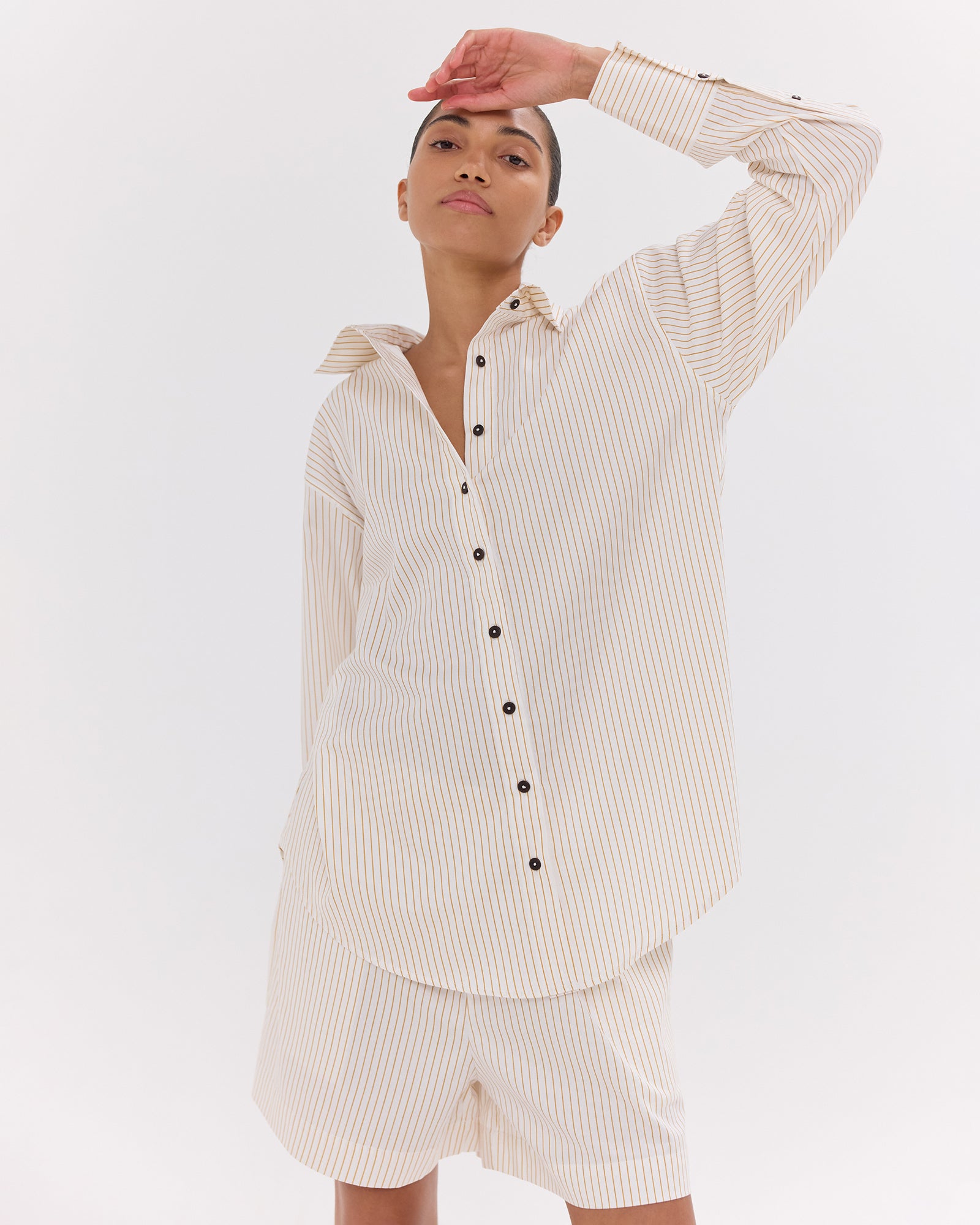 The Elastic Waist Shorts | Italian Wheat & White