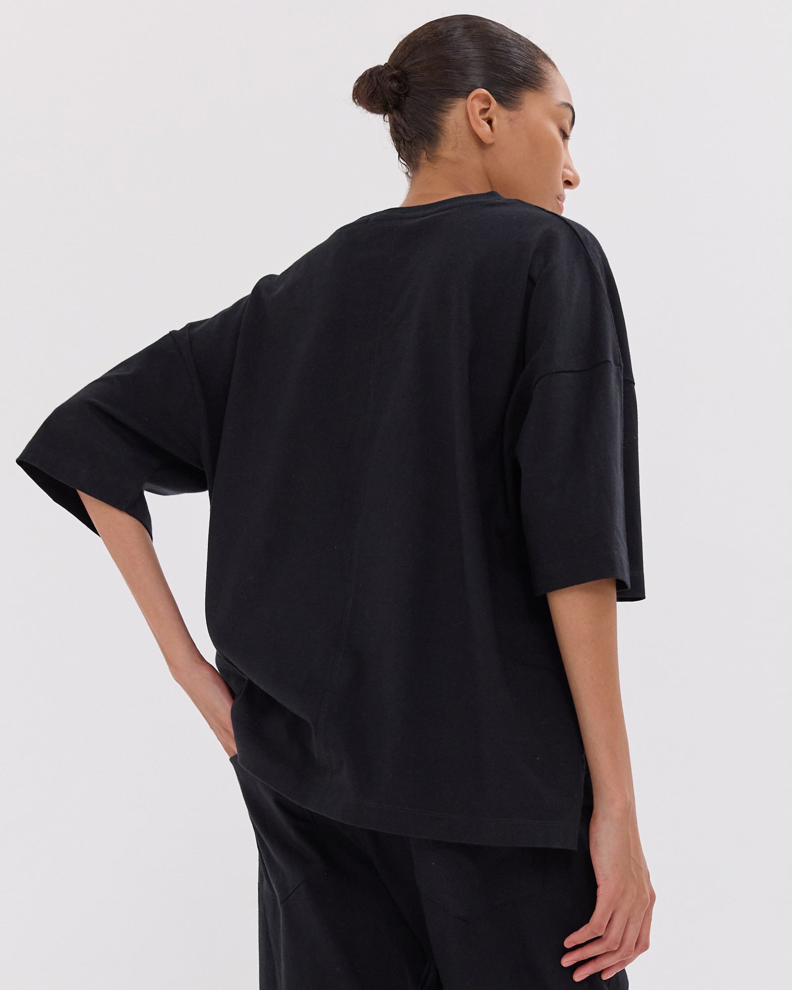 The Oversized Tee | Black