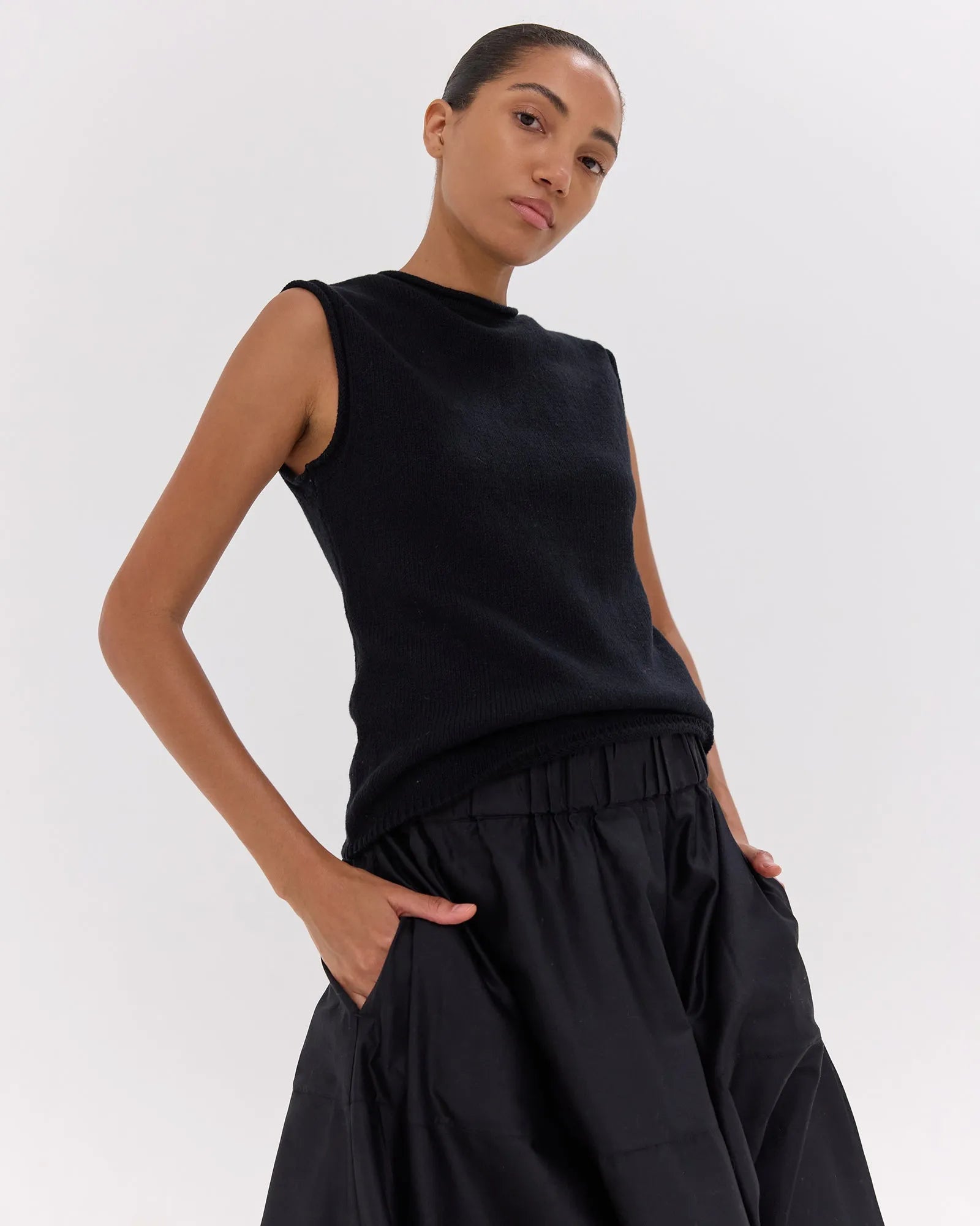 The Rolled Edge Tank | Black by Cloth & Co. 