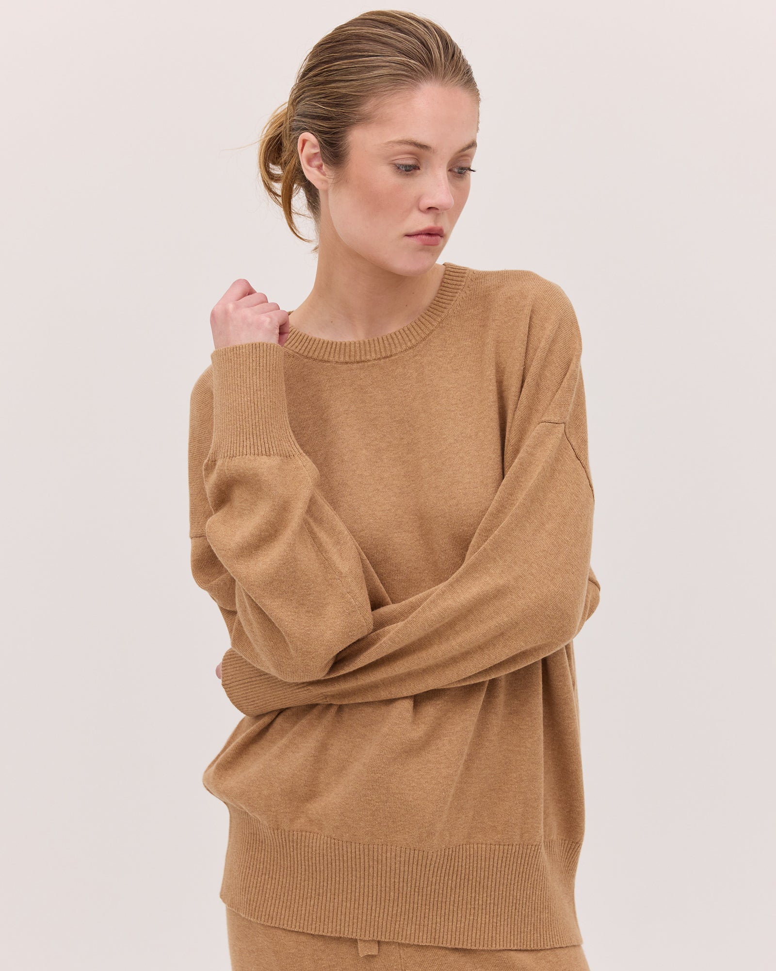 The Travel Crew Sweater | Rattan by Cloth & Co.